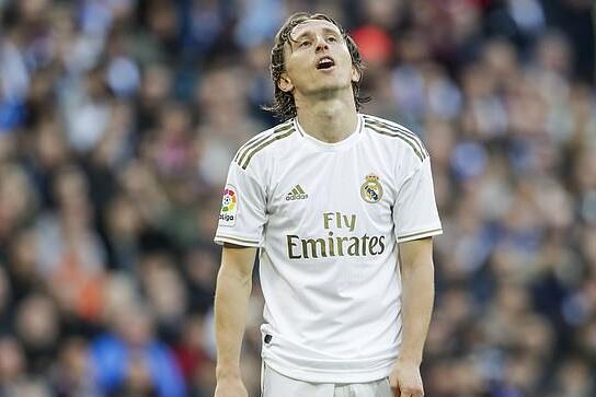 C罗发专访预告片：乔治娜问我要戒指；我资产早就超10亿美元